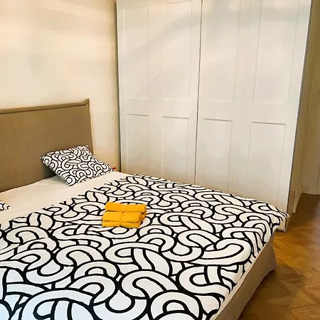 Апартаменти Spacious Old Town Flat, Munster