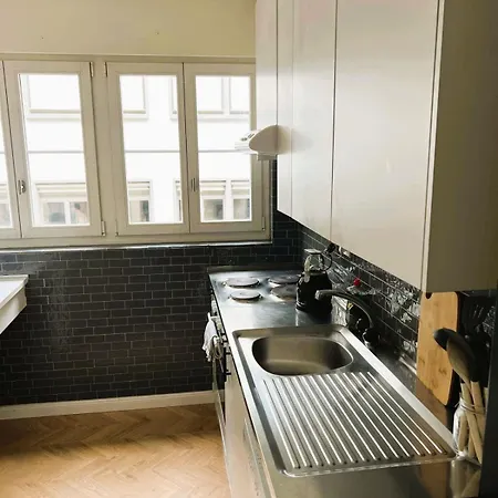 Spacious Old Town Flat, Munster Апартаменти Цюрих